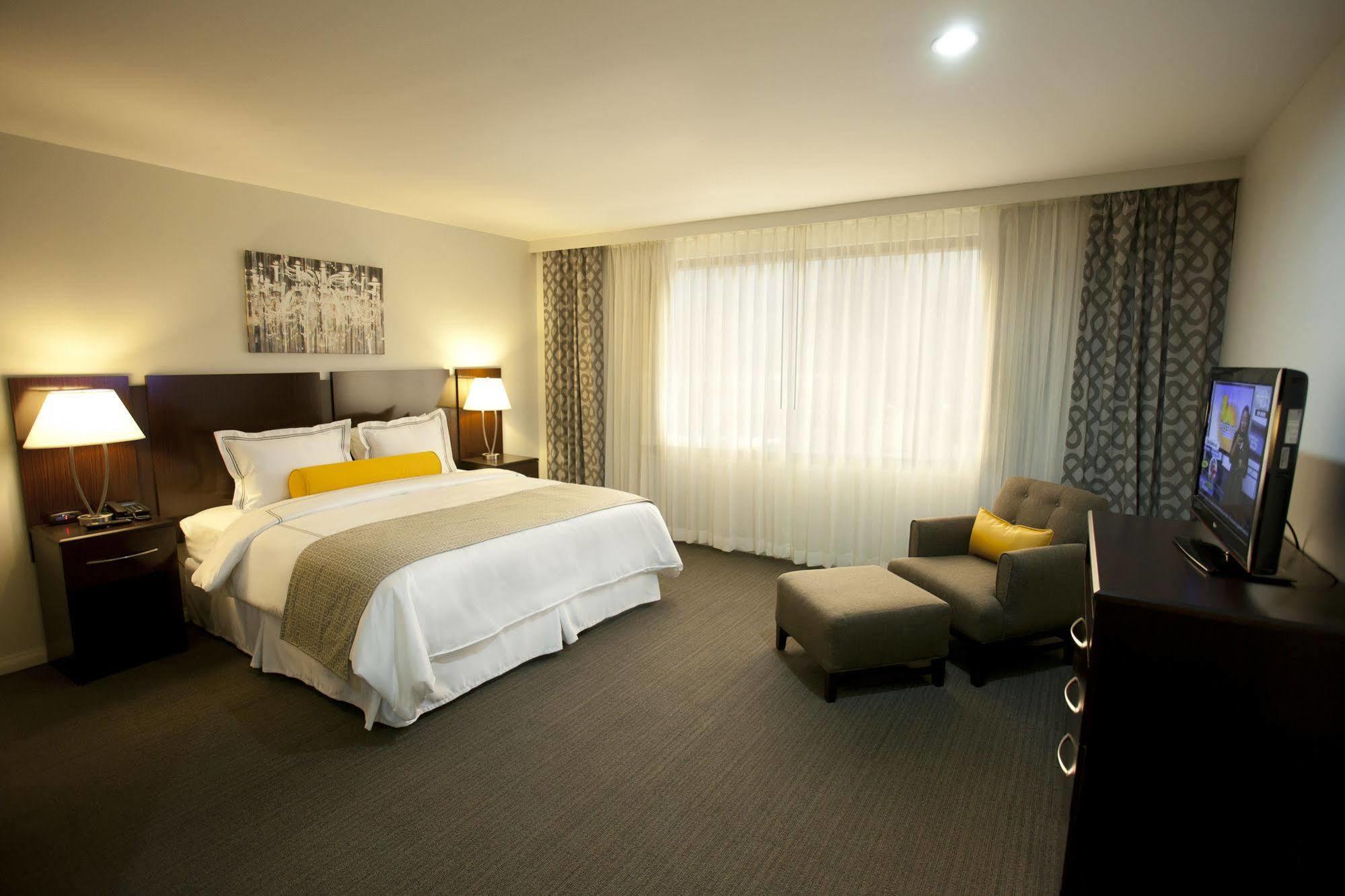 Hotel Los Andes San Pedro Sula Buitenkant foto