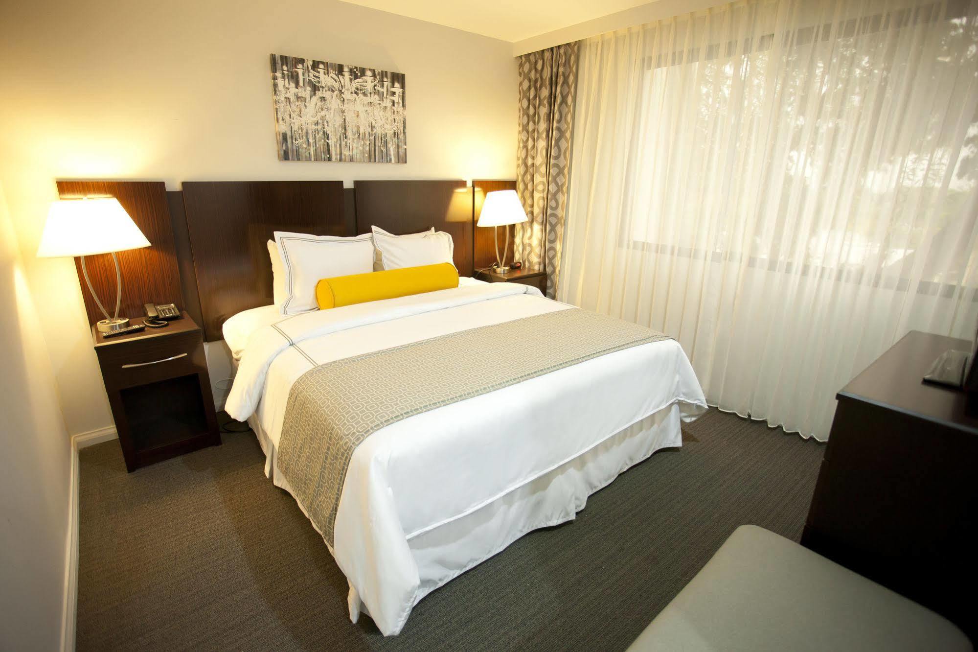 Hotel Los Andes San Pedro Sula Buitenkant foto
